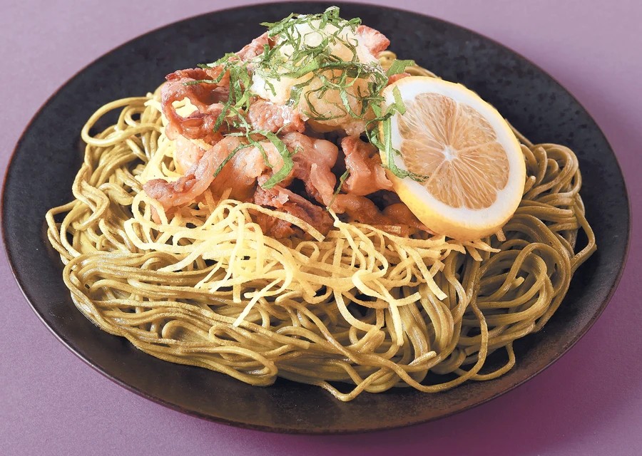 甘辛牛肉のせ瓦そば風