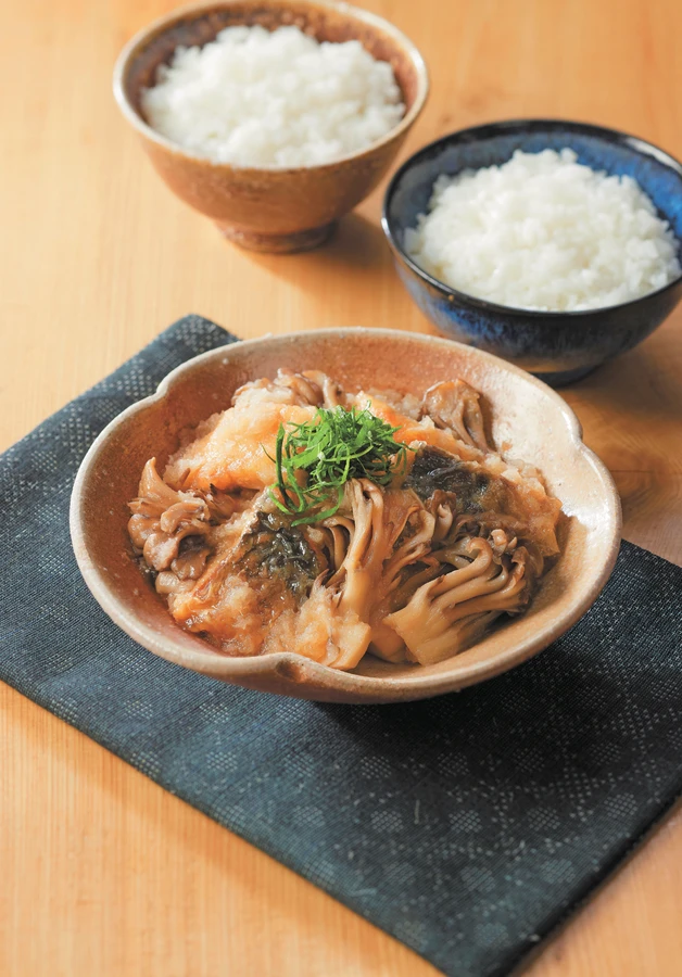 塩さばとまいたけの揚げおろし煮