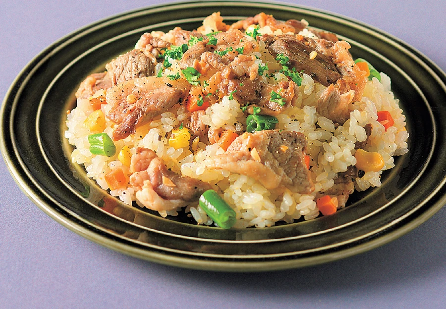 ラム肉のガーリック炒飯